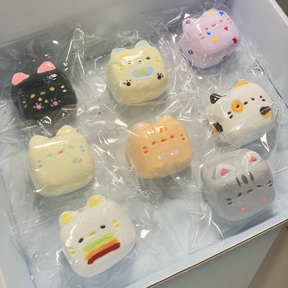 「でかネコちゃん」ブラインドボックス　配信専用