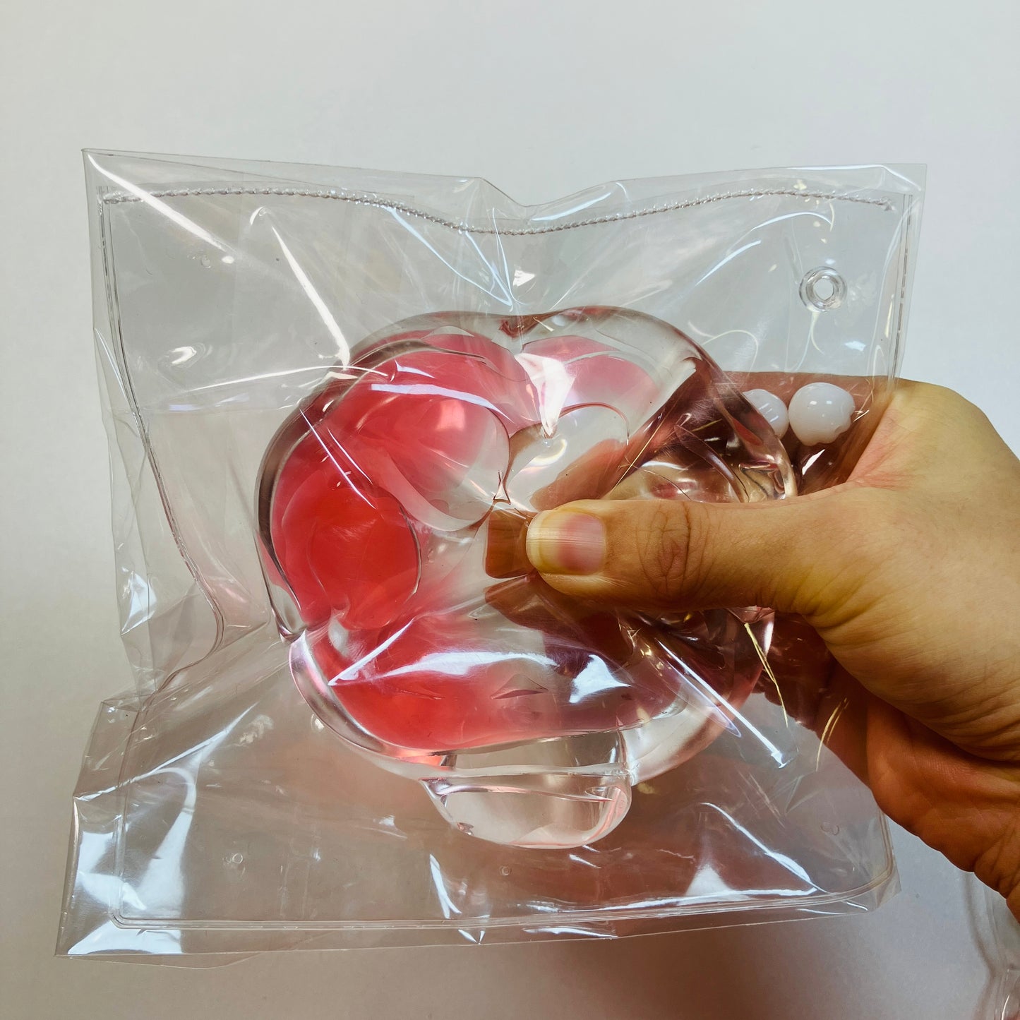 水入り肉球アイス