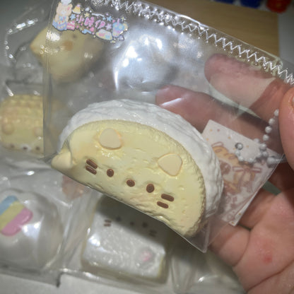 「水入り氷わんちゃん爆破水感」ブラインドボックス　配信専用 ０６２１