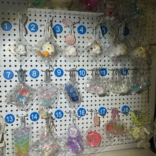 配信専用　ミニスクイーズガチャ