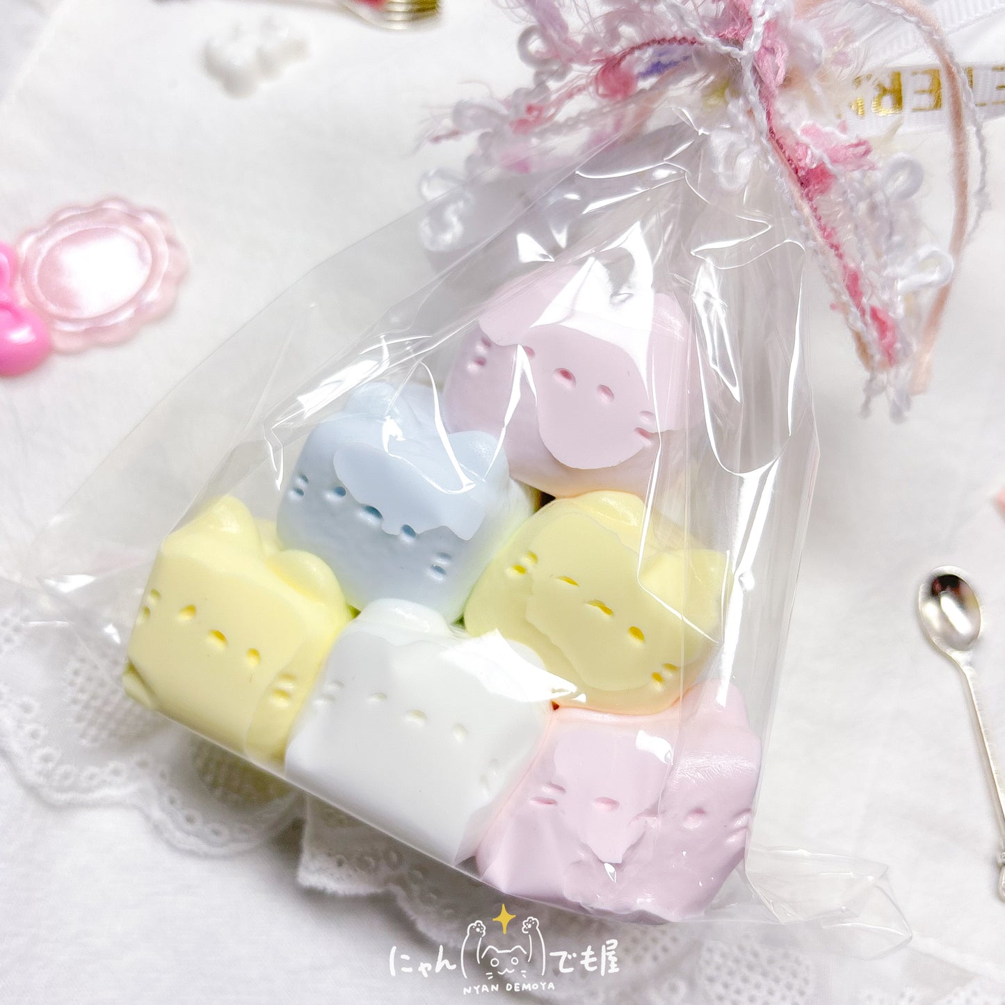 「もこもこシリーズ」猫山　レインボー