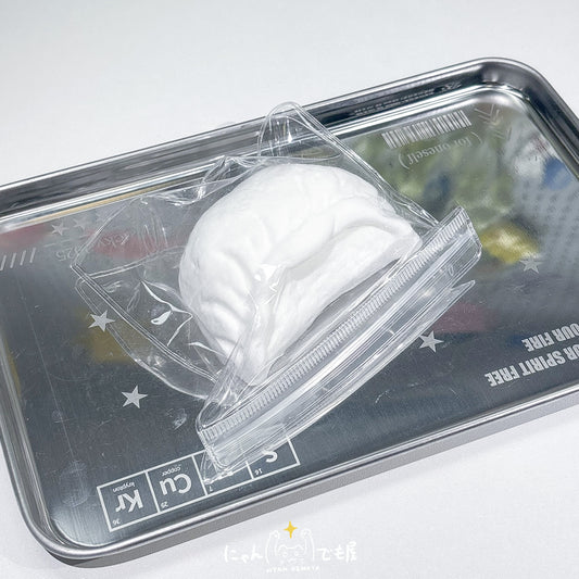 「真っ白ふわふわシリーズ」　直接触れる！餃子