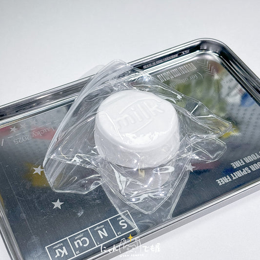 「真っ白ふわふわシリーズ」　直接触れる！ミルクチップス