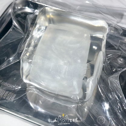 水入り氷　オーロラ白